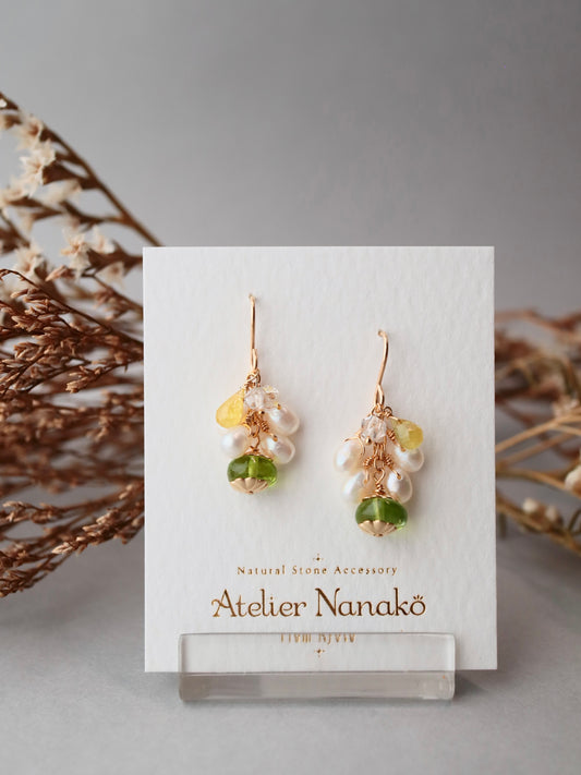 Peridot and freshwater pearl earrings