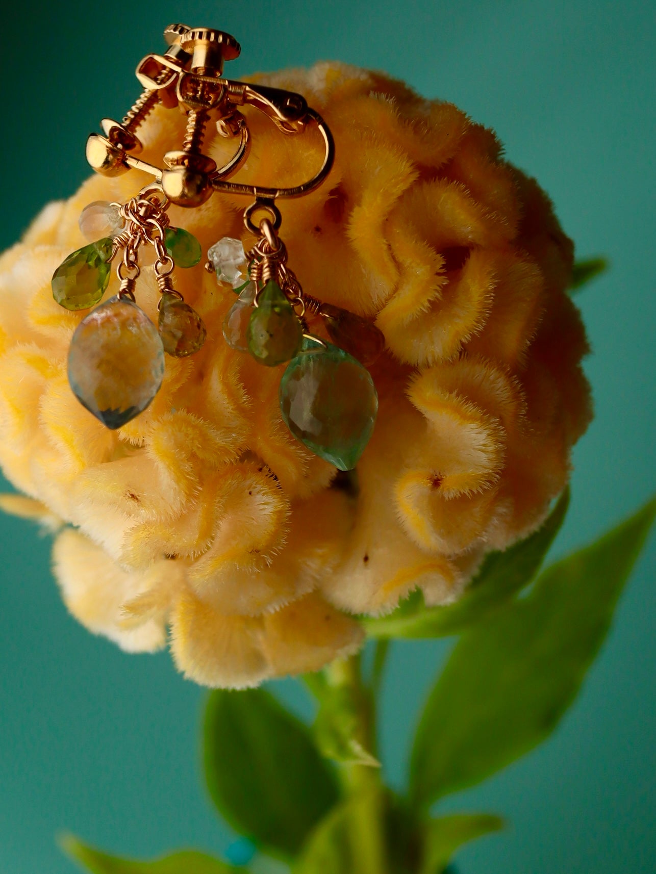③ Fluorite and yellow-green stone earrings