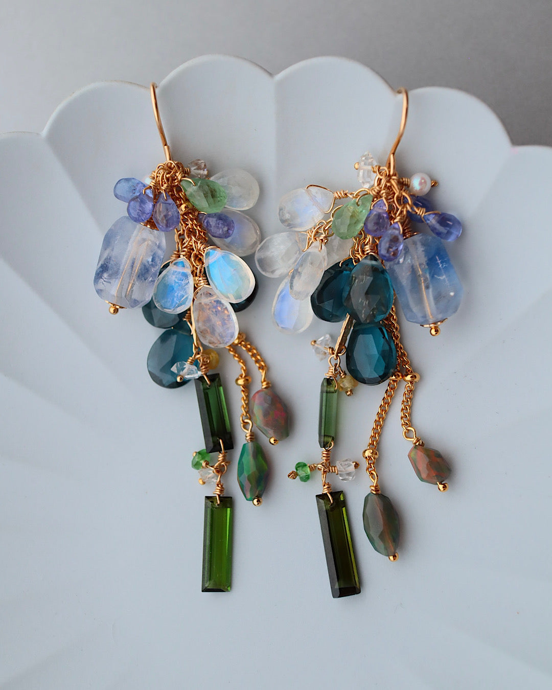 【Autumn Rain in Blue and Green】 Earrings ①