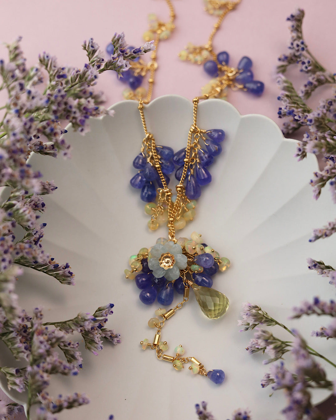 [One-of-a-kind] [Aqua Bloom] Aquamarine and Tanzanite Necklace