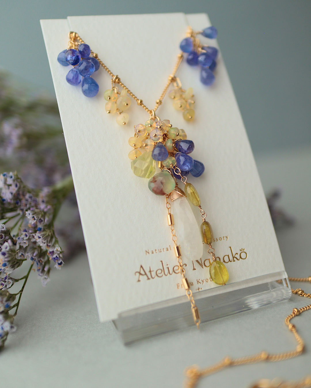 [One-of-a-kind] [Aqua Bloom] Tanzanite and Moonstone Necklace