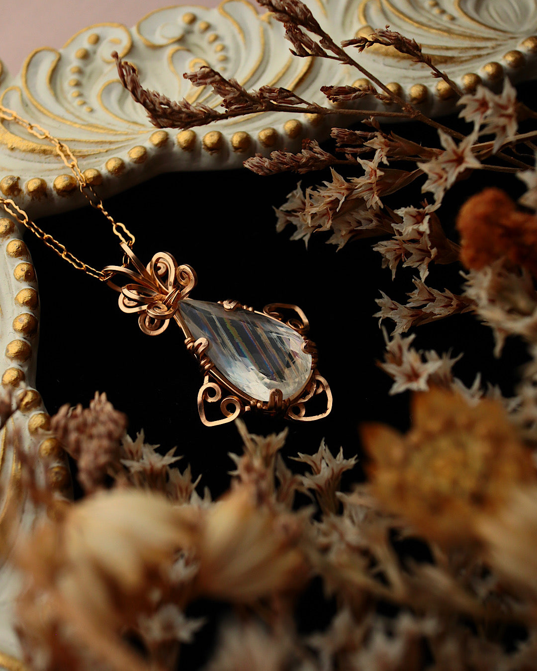[One-of-a-kind] Rainbow Moonstone Necklace