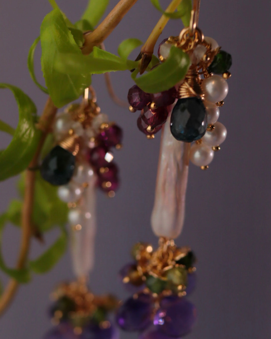 [Water Lilies] Beneath the Willow — Long Earrings