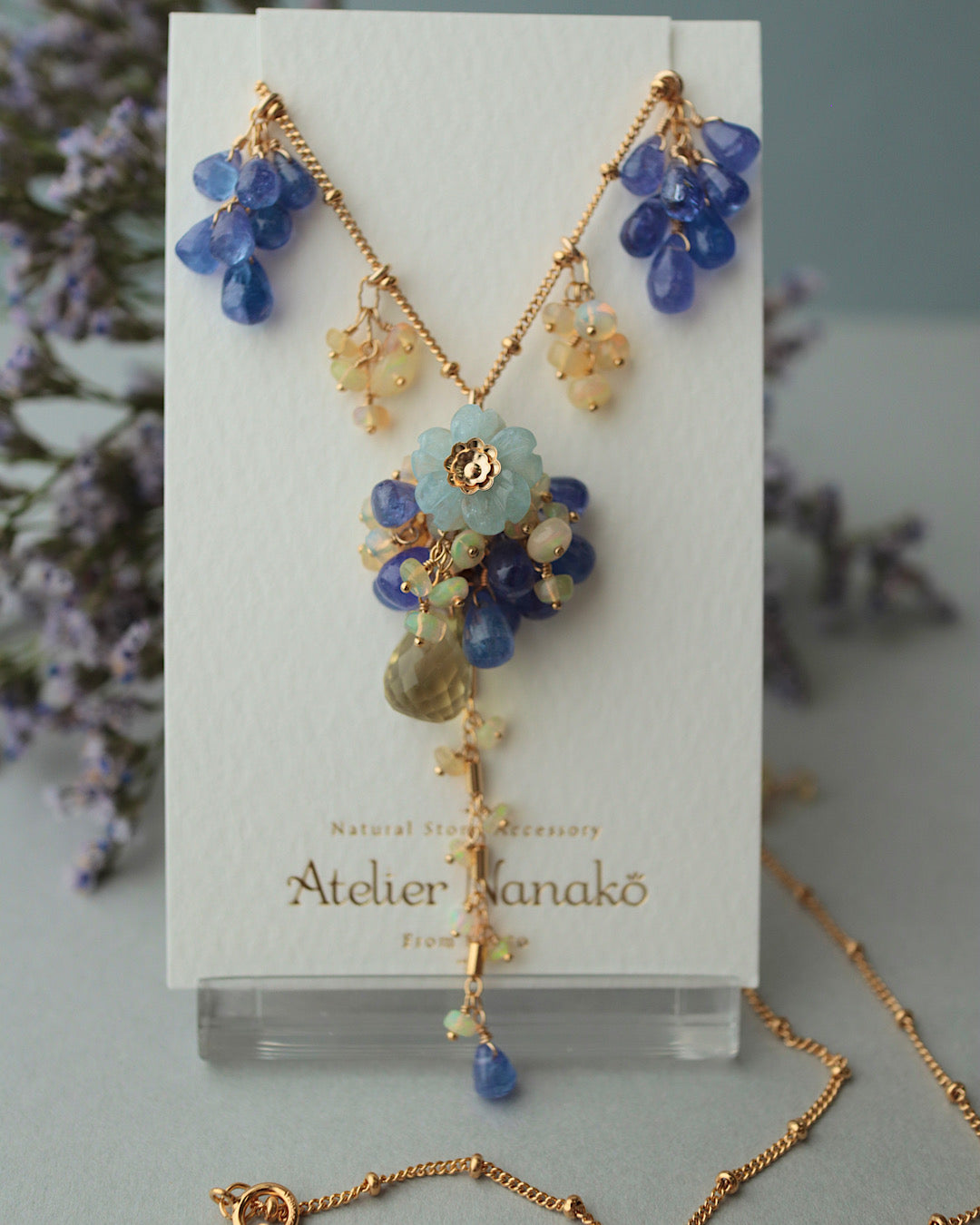 [One-of-a-kind] [Aqua Bloom] Aquamarine and Tanzanite Necklace