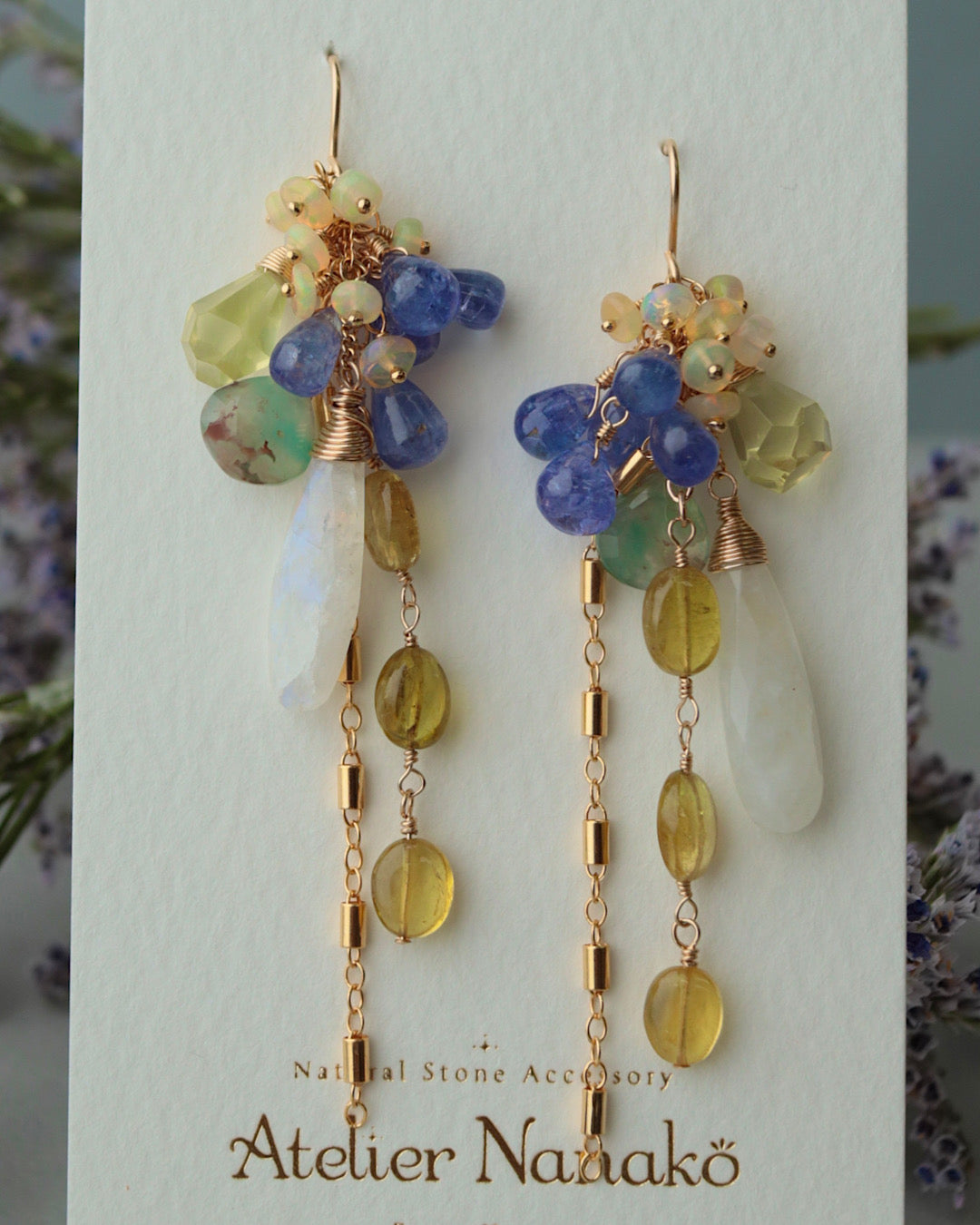 【Aqua Bloom】Tanzanite and Moonstone Earrings