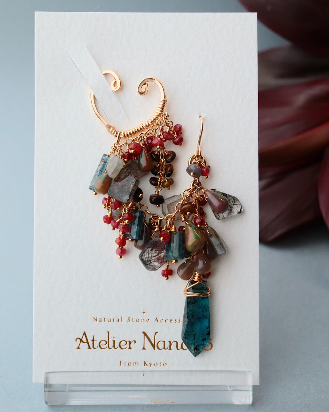 (Vivid Spinel) [The Lady with the Black Eyepatch] Black Opal and Deep Blue Kyanite  3-way ear cuff