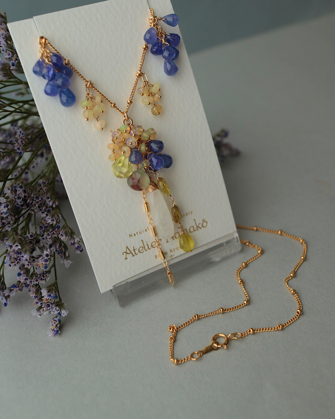 [One-of-a-kind] [Aqua Bloom] Tanzanite and Moonstone Necklace