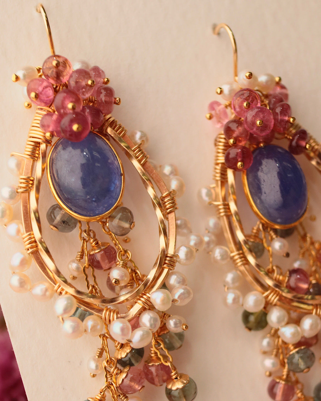 [One-of-a-kind] Tanzanite and tourmaline chandelier earrings