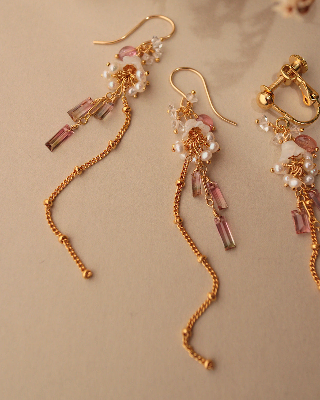 ①[One-of-a-kind]Small tourmaline and freshwater pearl earrings