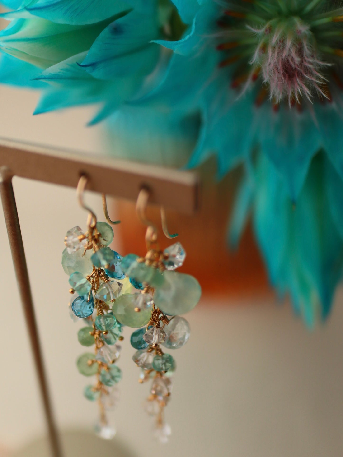 [Long] Swiss blue topaz and prehnite earrings