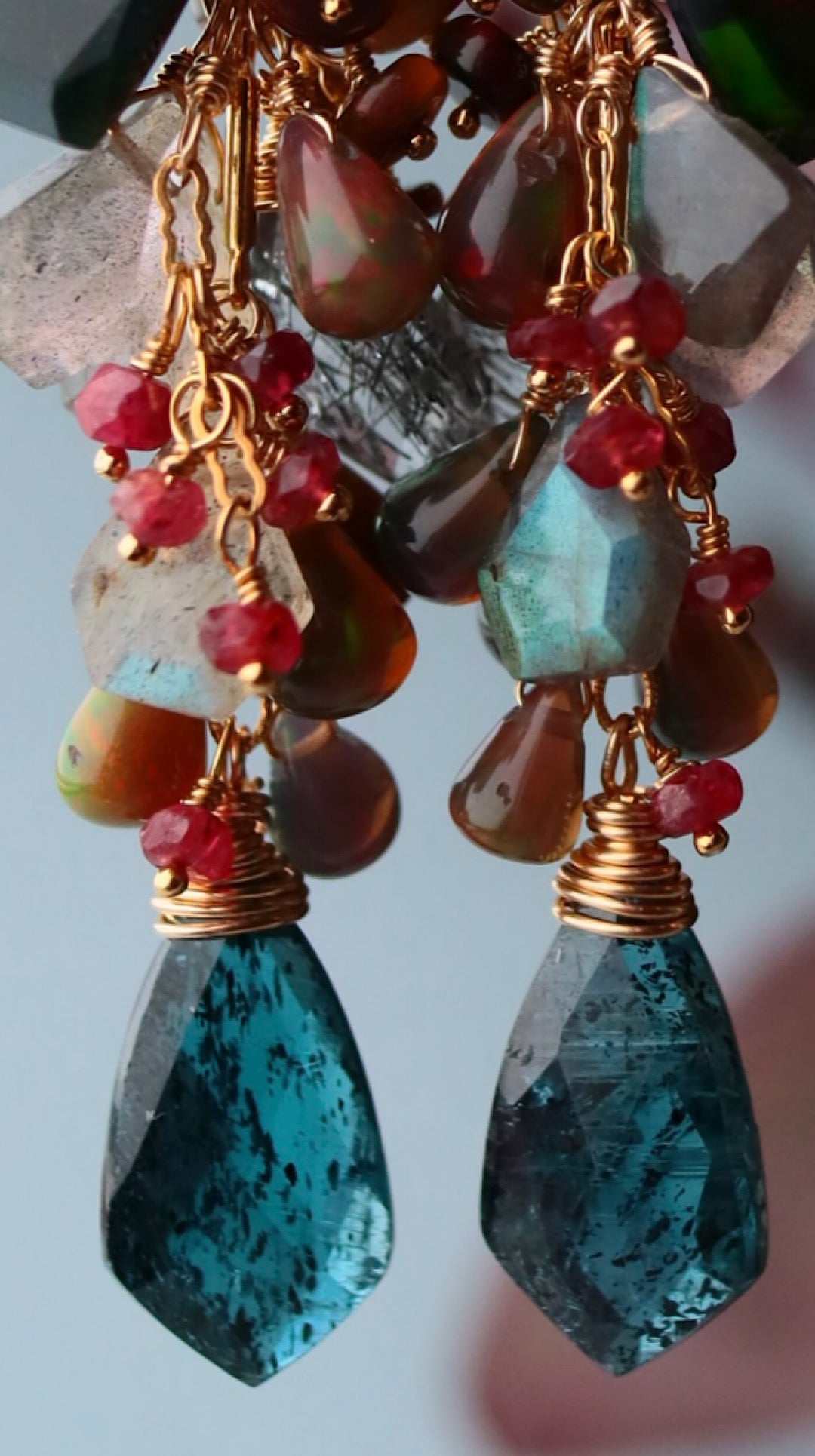 [The Lady with the Black Eyepatch] Black opal and deep blue kyanite long earrings