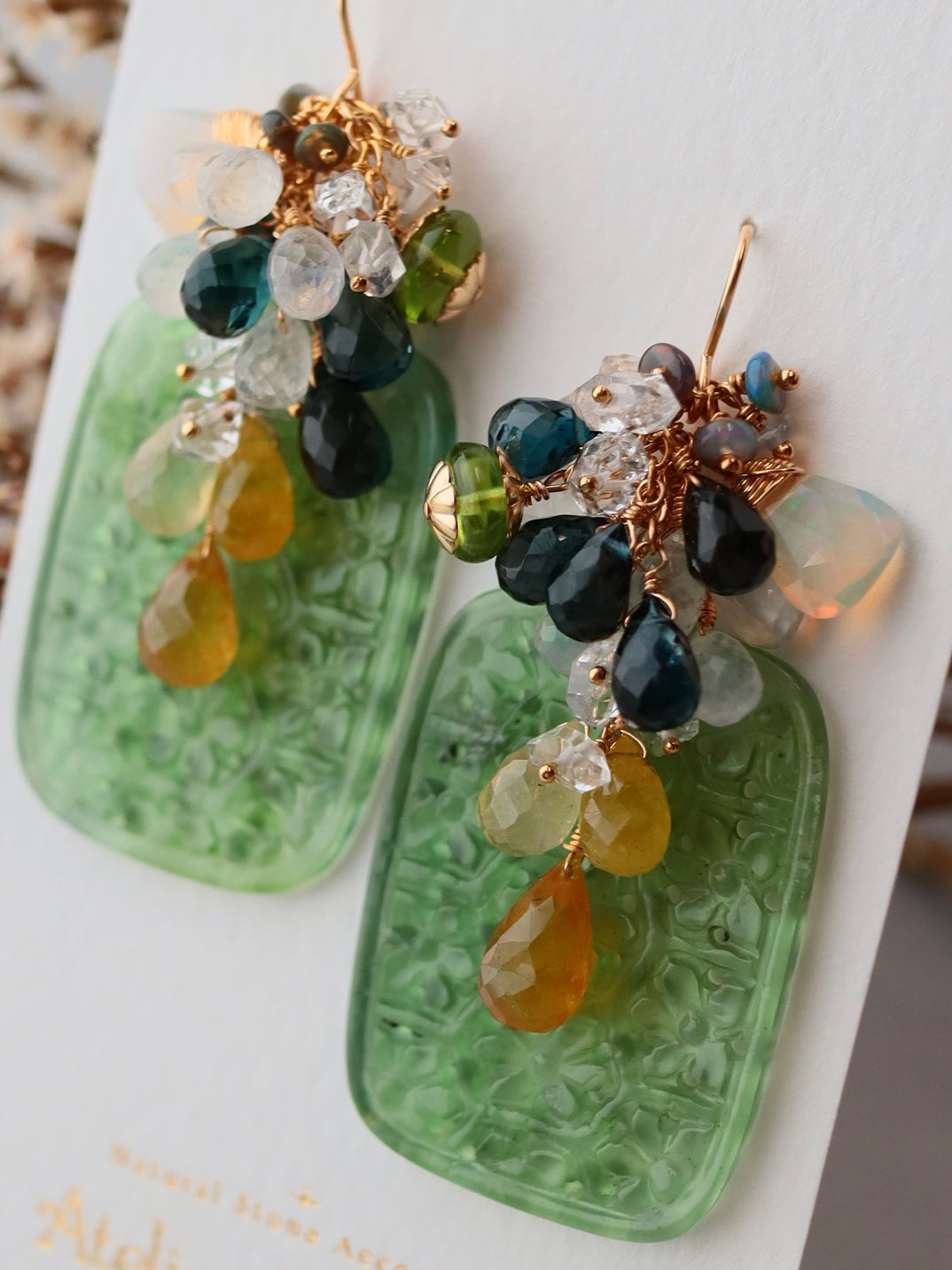 [One of a kind] Carved aventurine earrings/earrings①