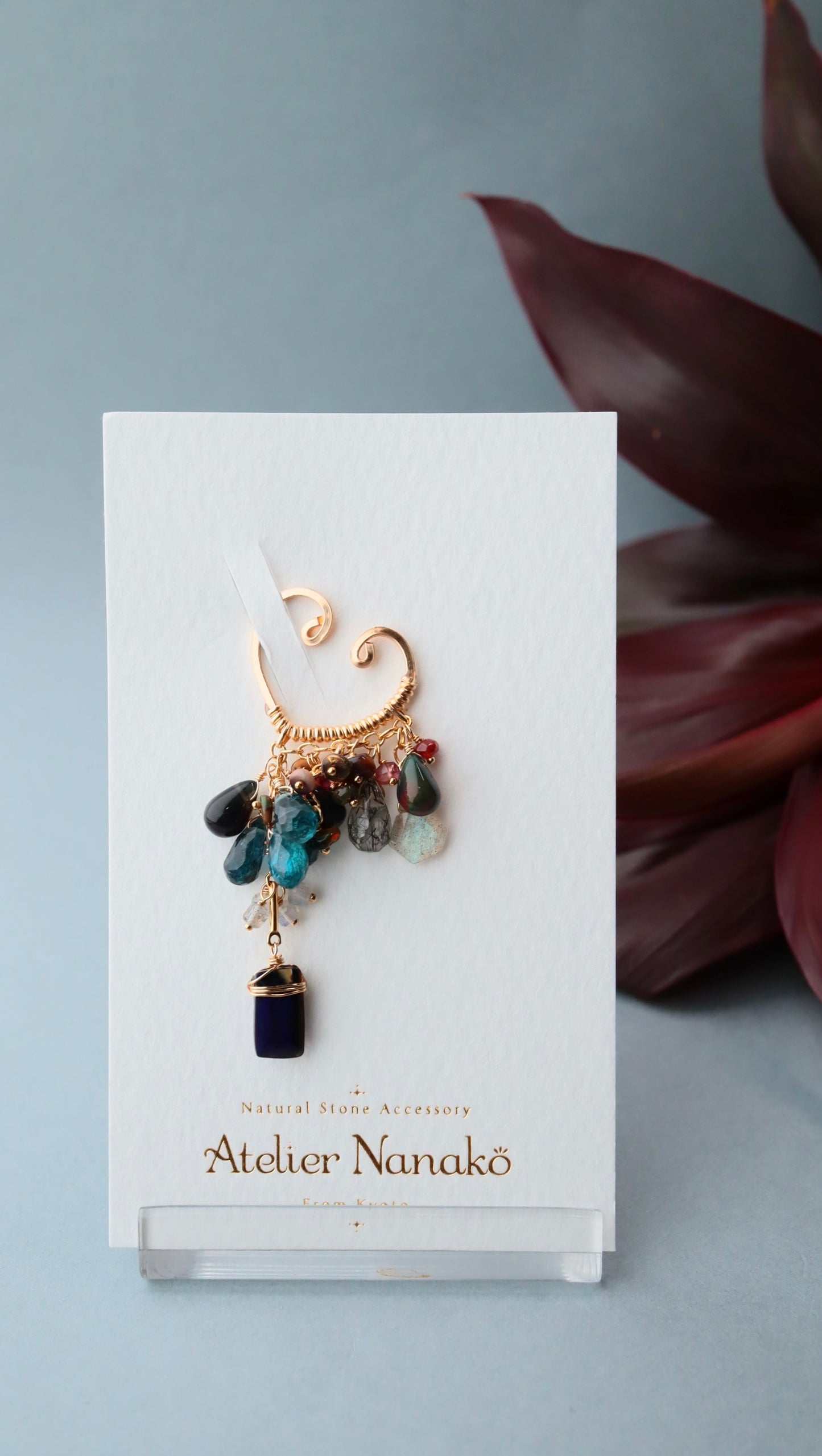 [The Lady with the Black Eyepatch] Black opal and deep blue kyanite ear cuff