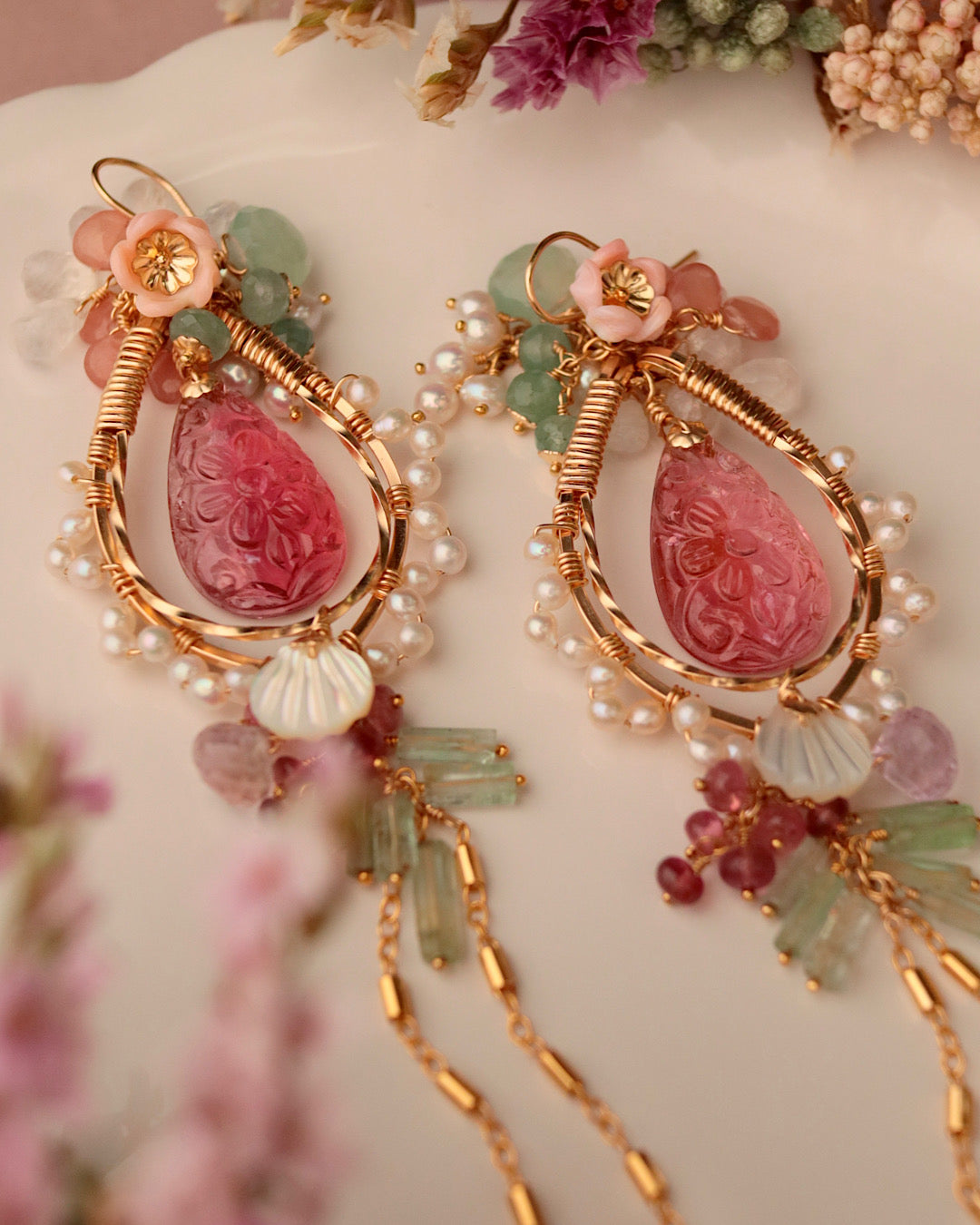 [One-of-a-kind] Flower carving tourmaline chandelier earrings