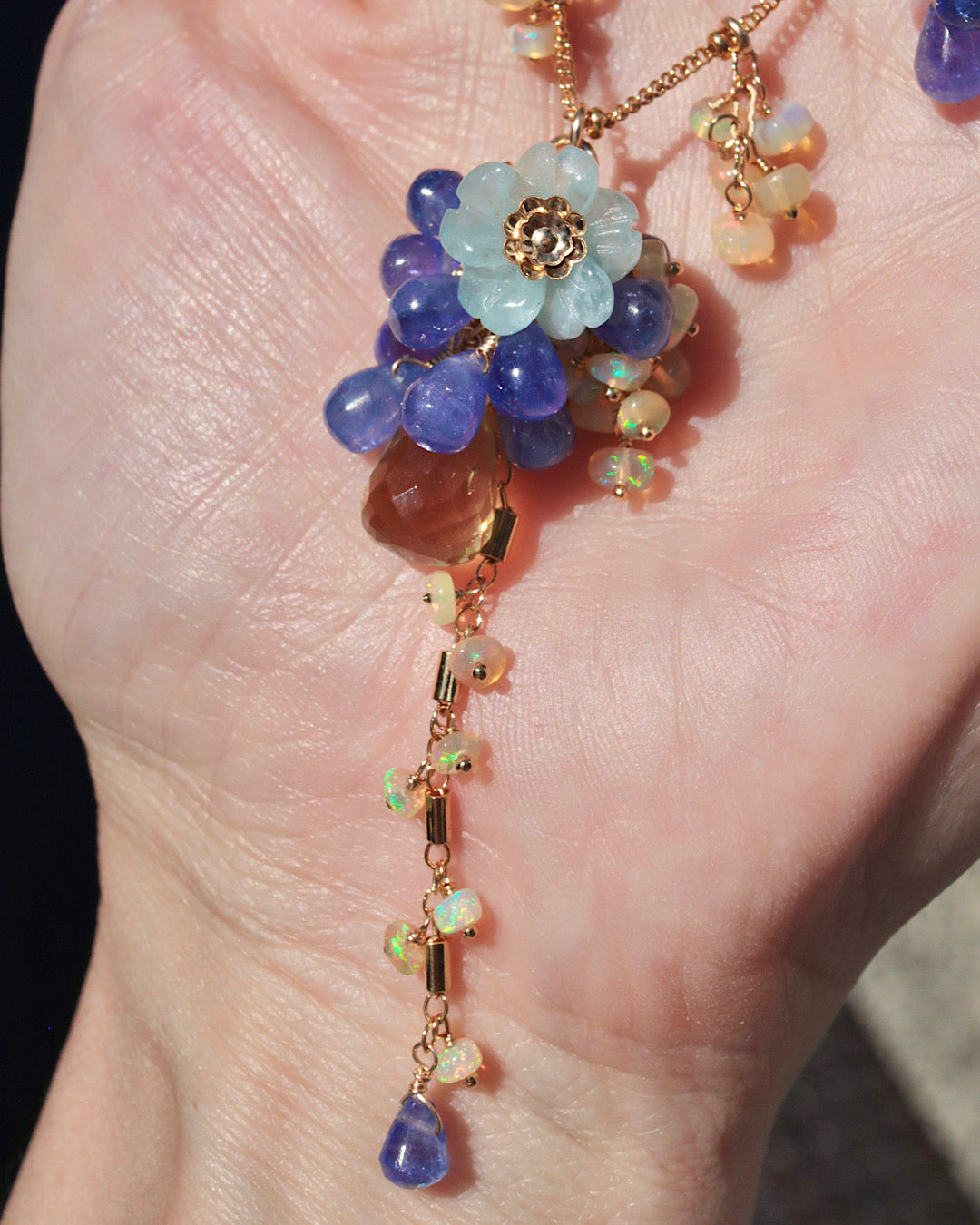 [One-of-a-kind] [Aqua Bloom] Aquamarine and Tanzanite Necklace