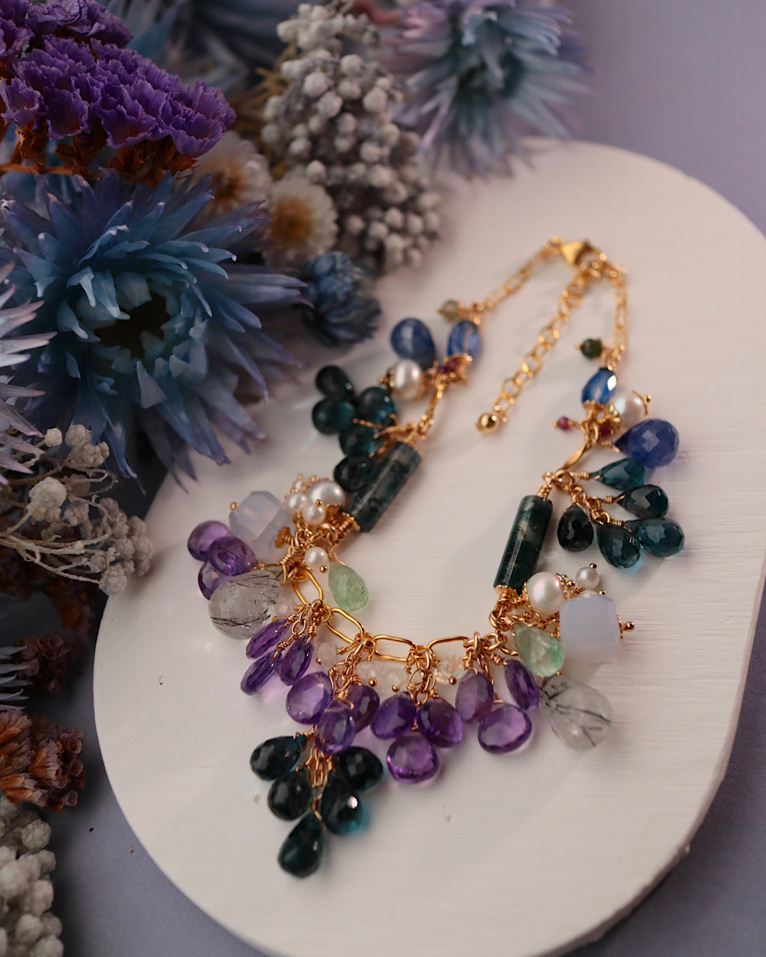 [Water Lilies] The Painter’s Palette — Bracelet