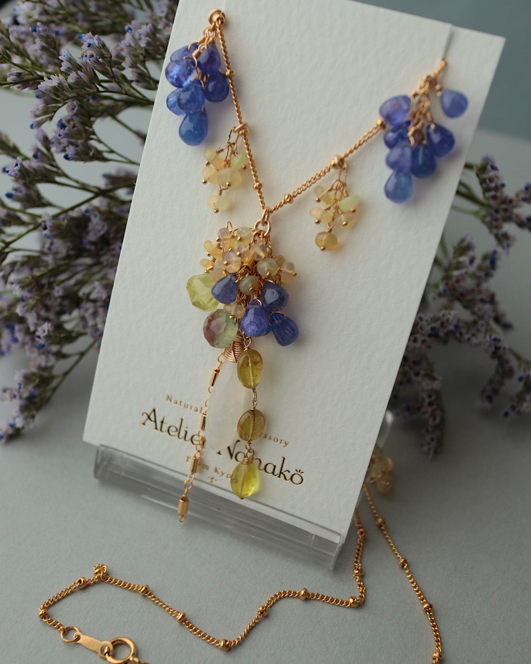[One-of-a-kind] [Aqua Bloom] Aquamarine and Tanzanite Necklace