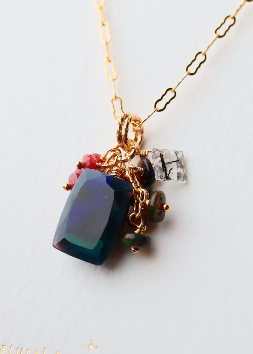 [The Lady with the Black Eyepatch] Black opal necklace