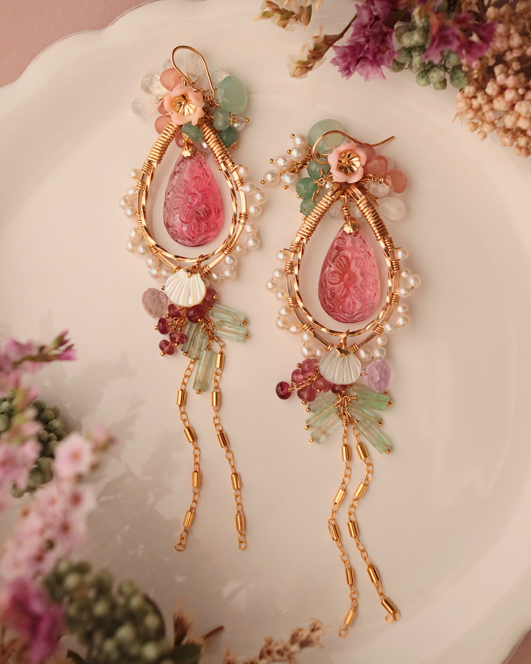 [One-of-a-kind] Flower carving tourmaline chandelier earrings
