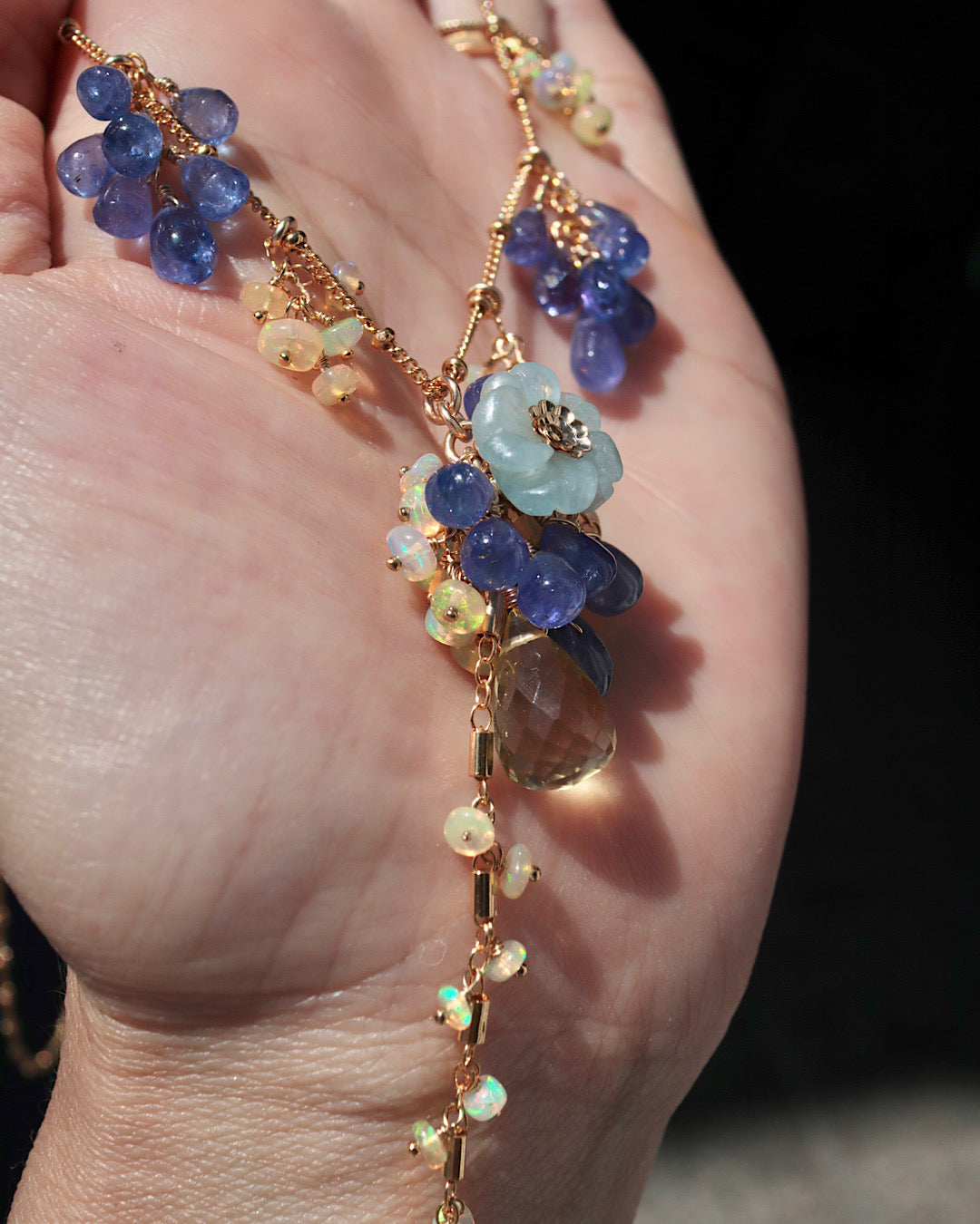 [One-of-a-kind] [Aqua Bloom] Aquamarine and Tanzanite Necklace