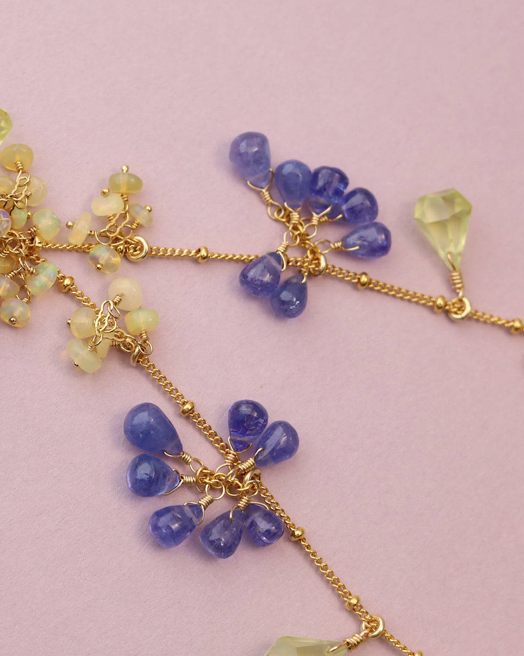 [One-of-a-kind] [Aqua Bloom] Tanzanite and Moonstone Necklace