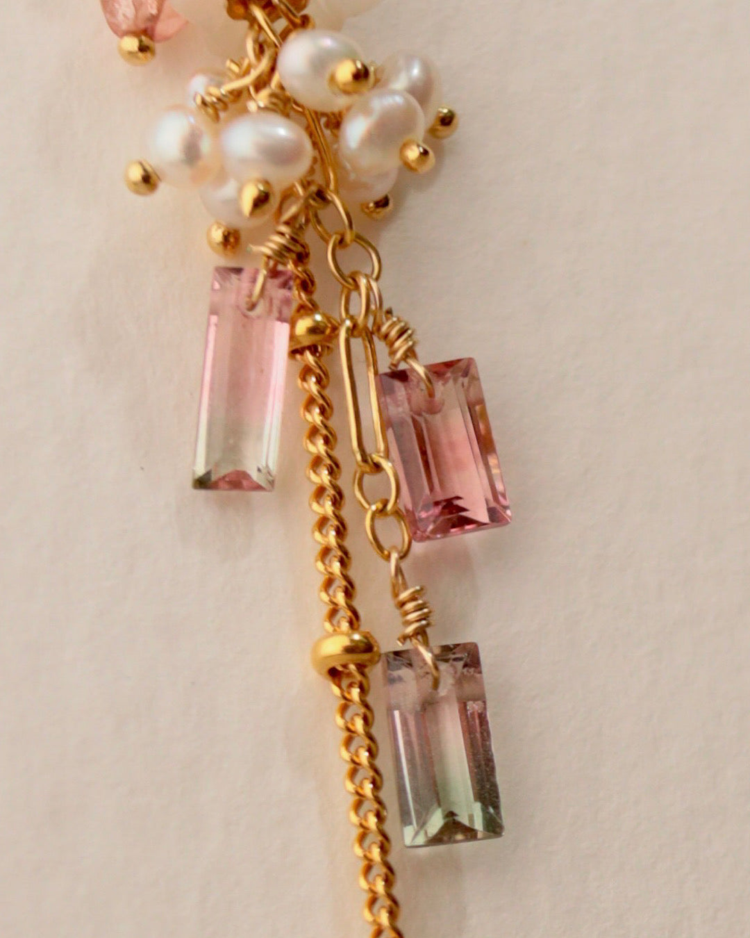 ②[One-of-a-kind]Small tourmaline and freshwater pearl earrings
