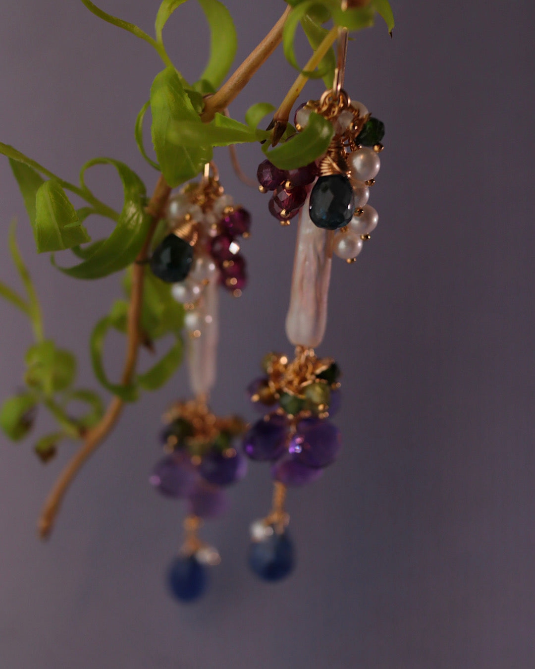 [Water Lilies] Beneath the Willow — Long Earrings