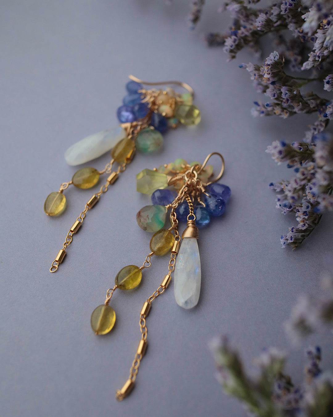 【Aqua Bloom】Tanzanite and Moonstone Earrings