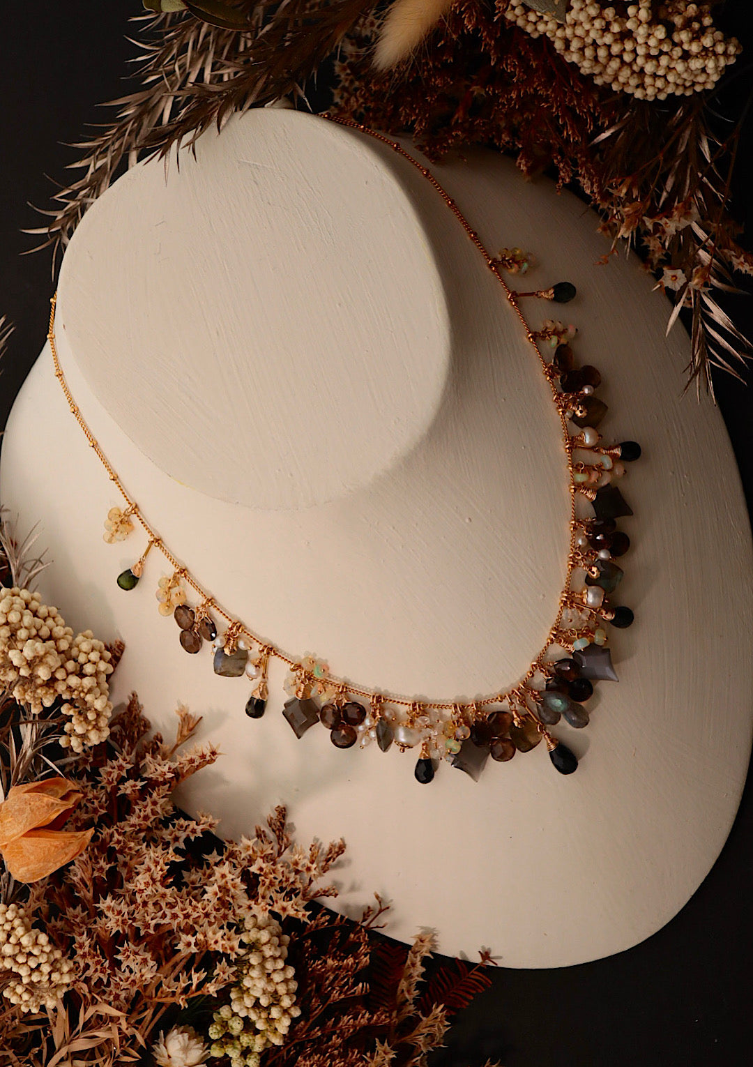 [Moon Shadow] Earth-Tone Necklace [One-of-a-Kind]