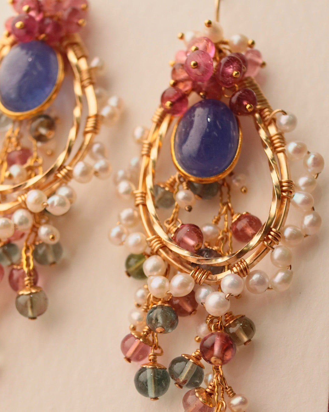[One-of-a-kind] Tanzanite and tourmaline chandelier earrings