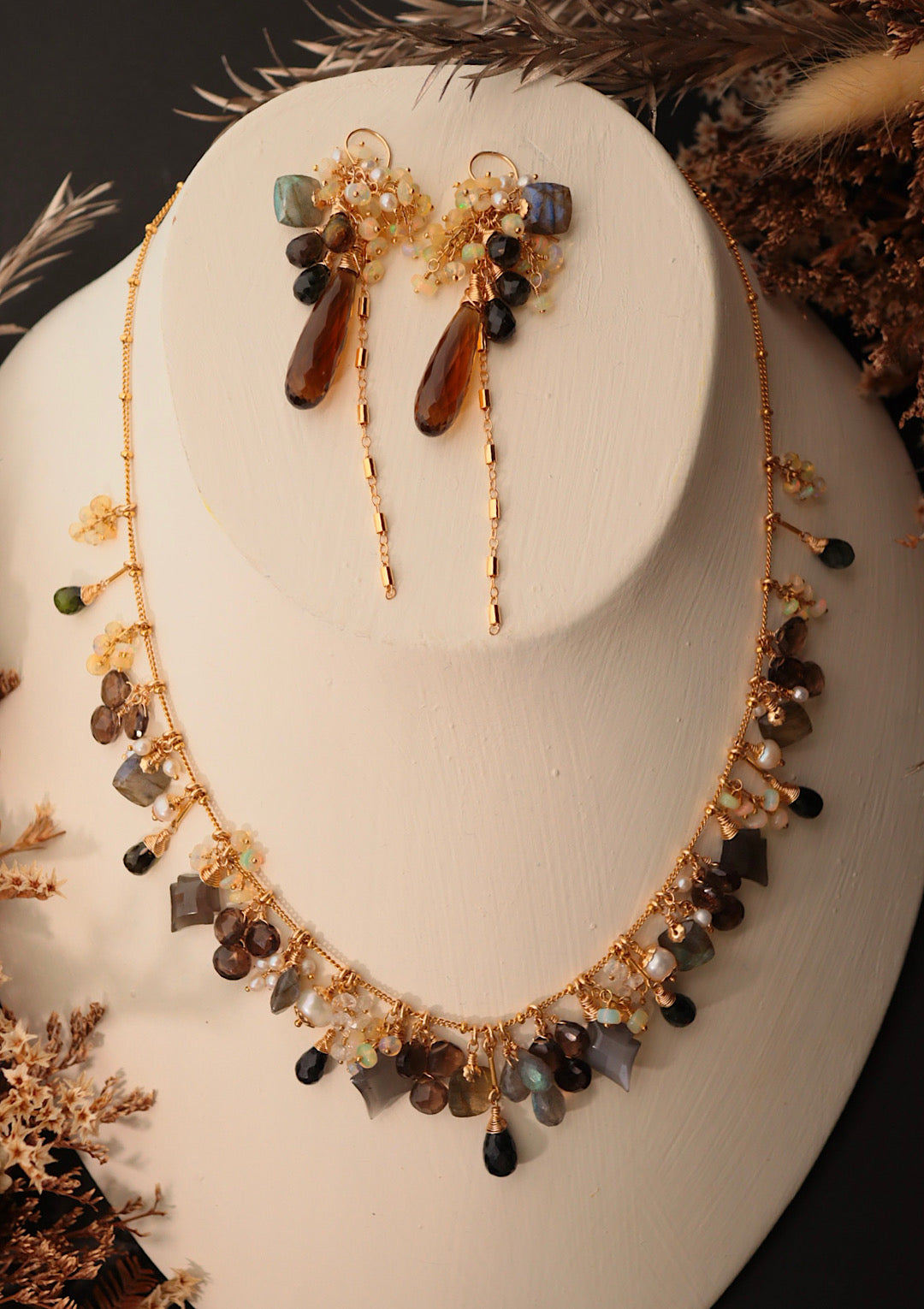 [Moon Shadow] Cognac Quartz Earrings [One-of-a-kind]