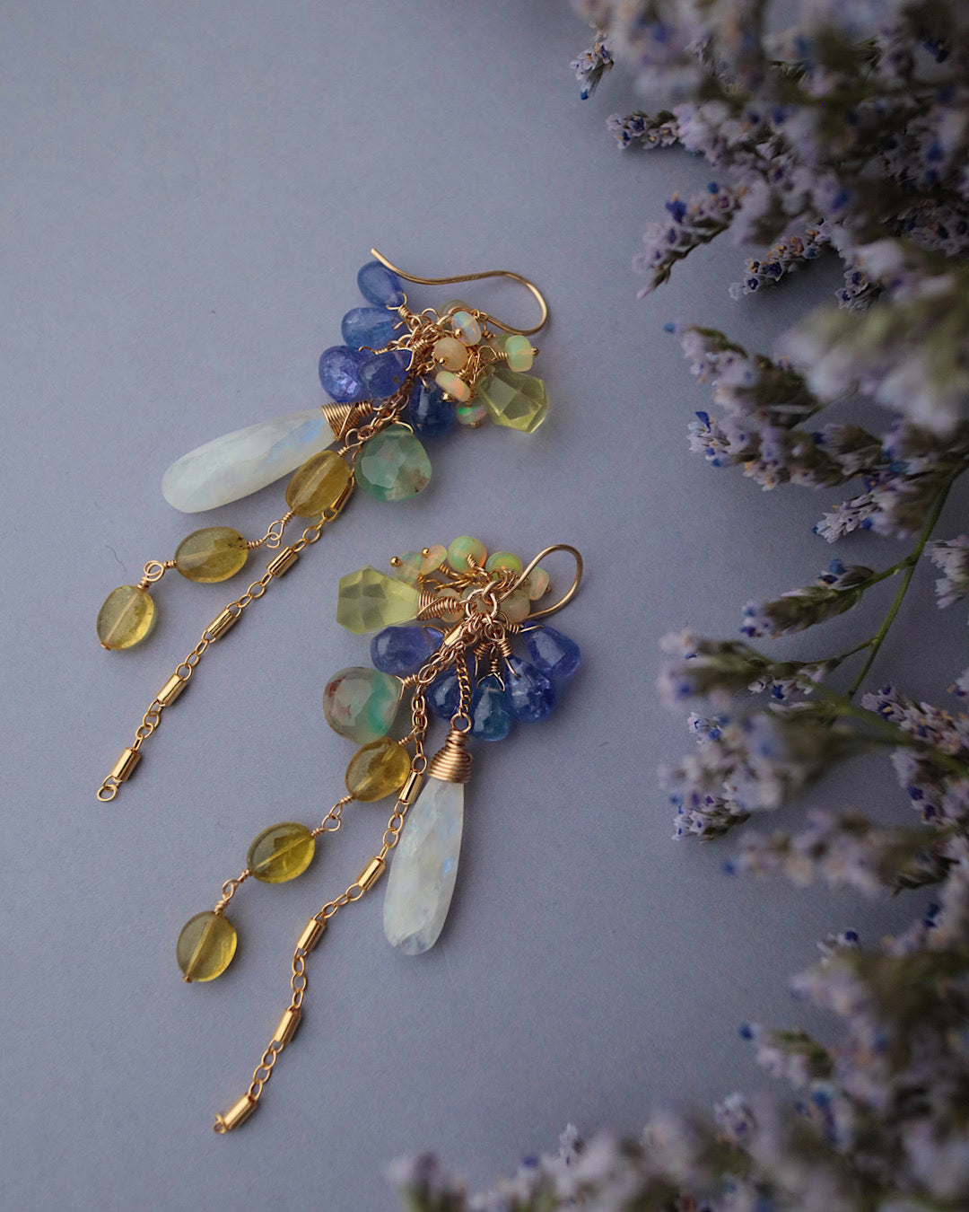 【Aqua Bloom】Tanzanite and Moonstone Earrings