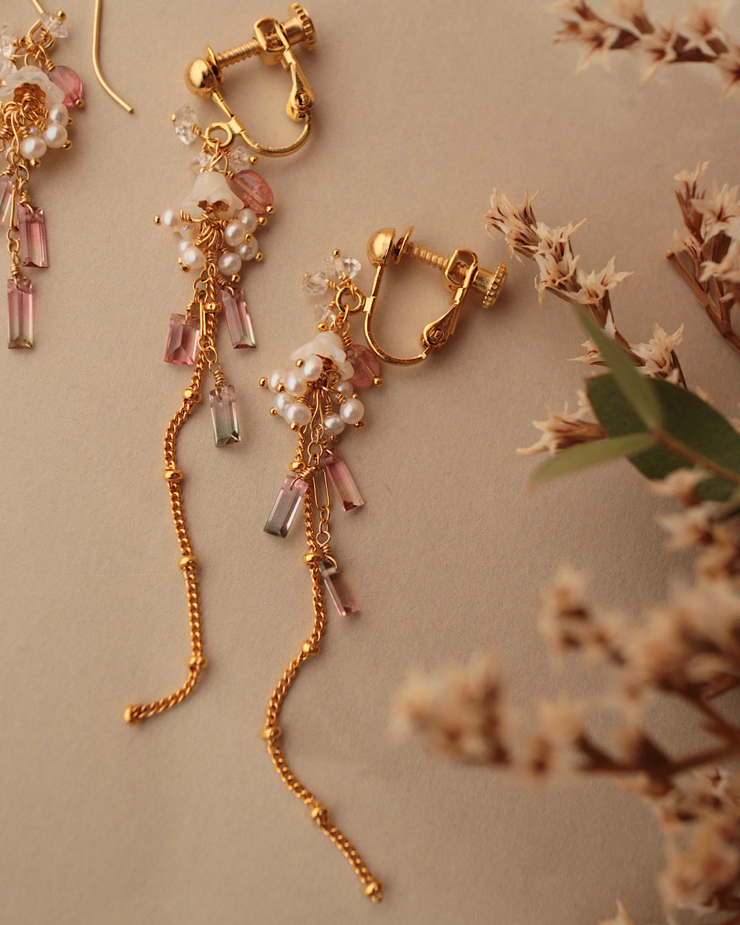 ②[One-of-a-kind]Small tourmaline and freshwater pearl earrings