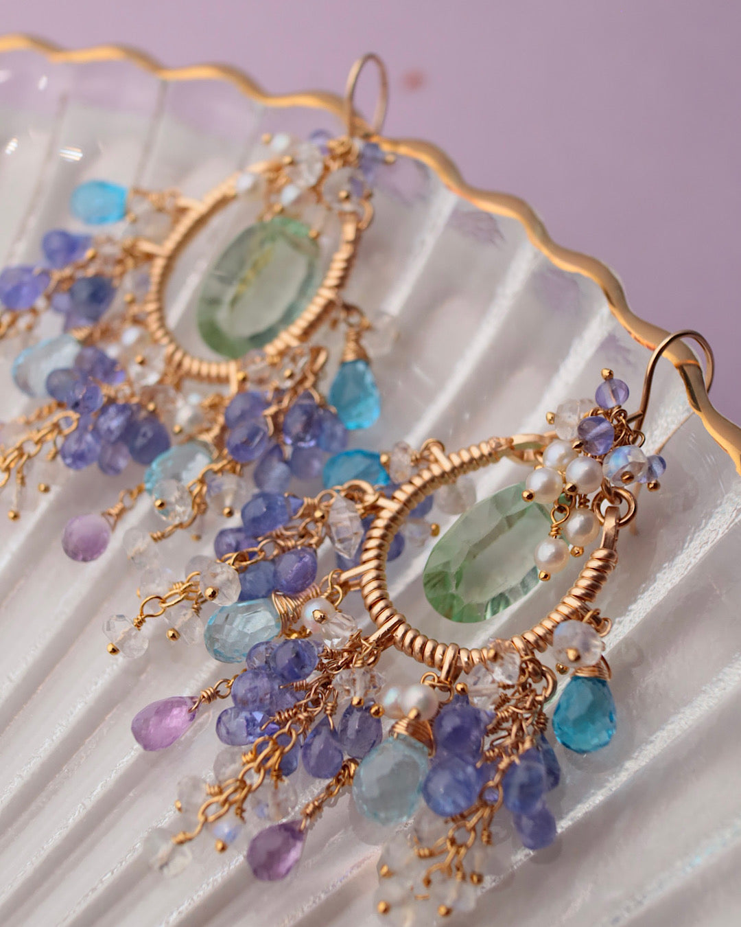 [One-of-a-kind] Chandelier earrings with fluorite and blue stones