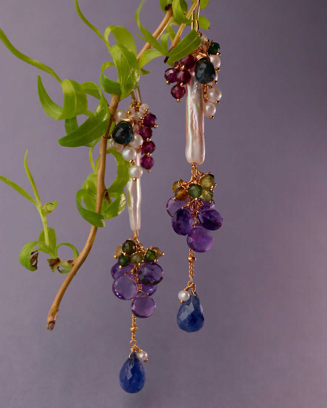 [Water Lilies] Beneath the Willow — Long Earrings