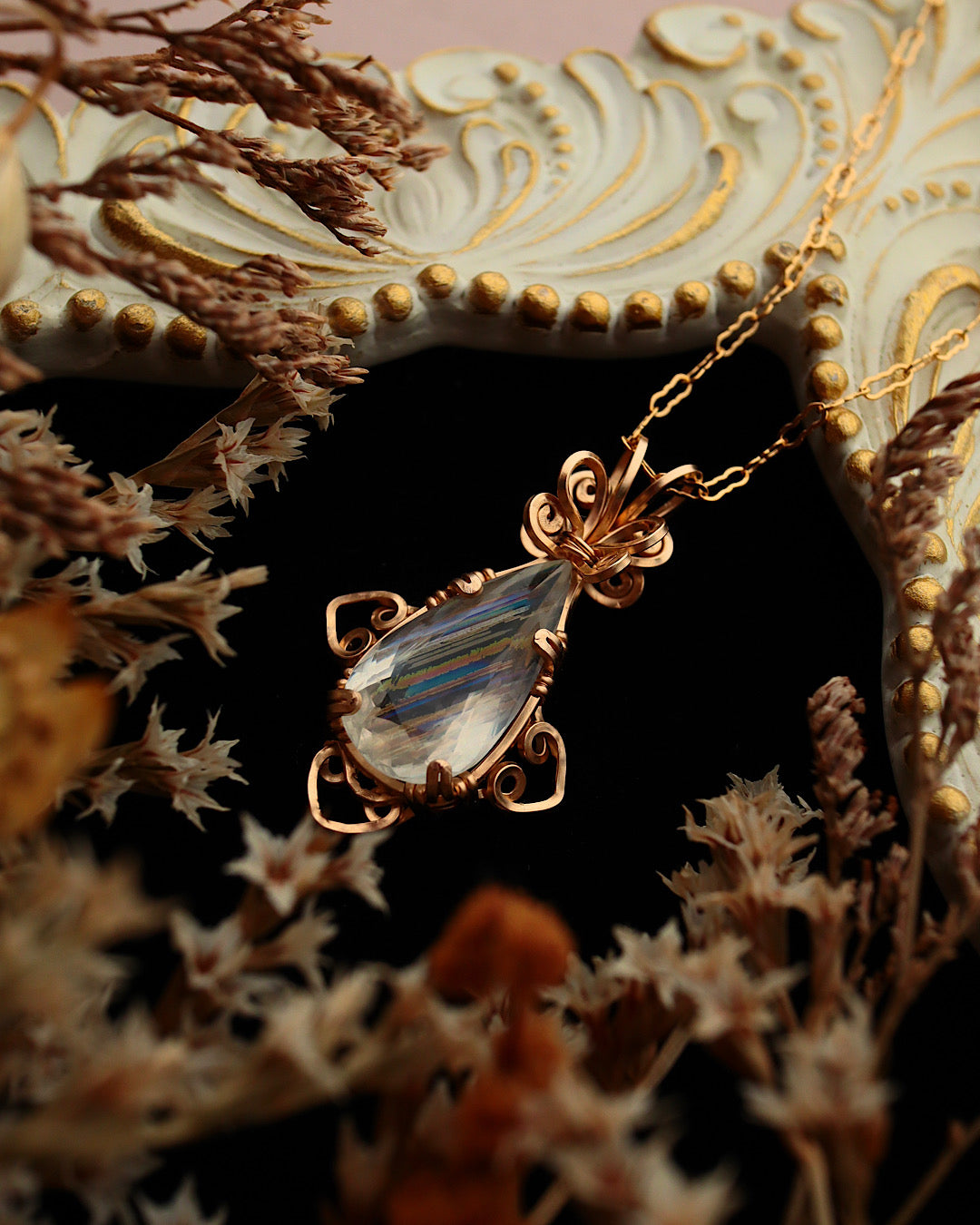 [One-of-a-kind] Rainbow Moonstone Necklace