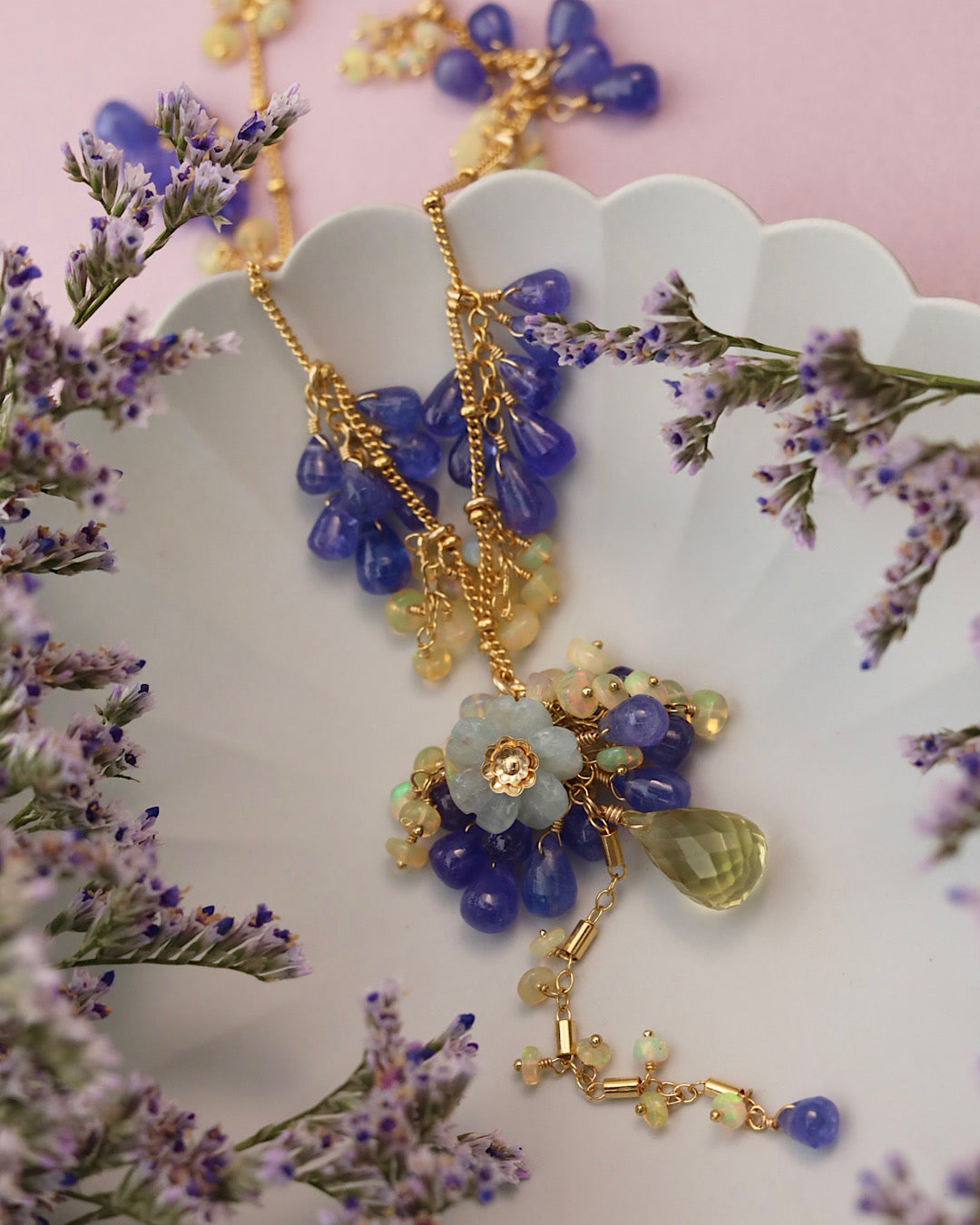 [One-of-a-kind] [Aqua Bloom] Aquamarine and Tanzanite Necklace