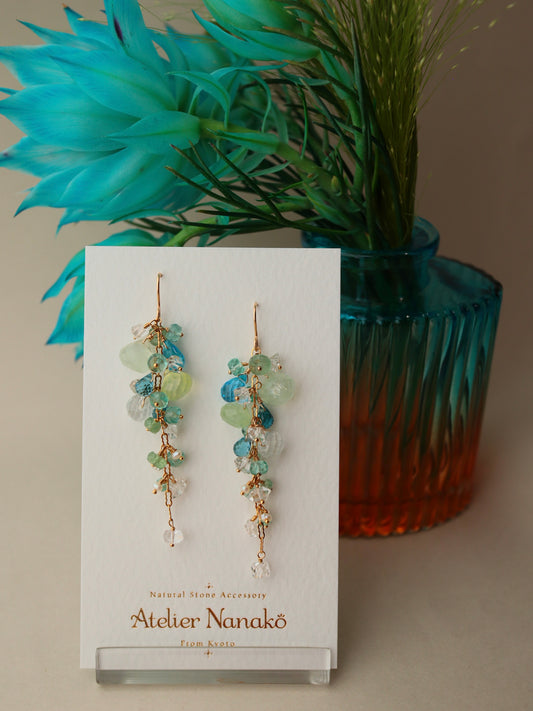[Long] Swiss blue topaz and prehnite earrings