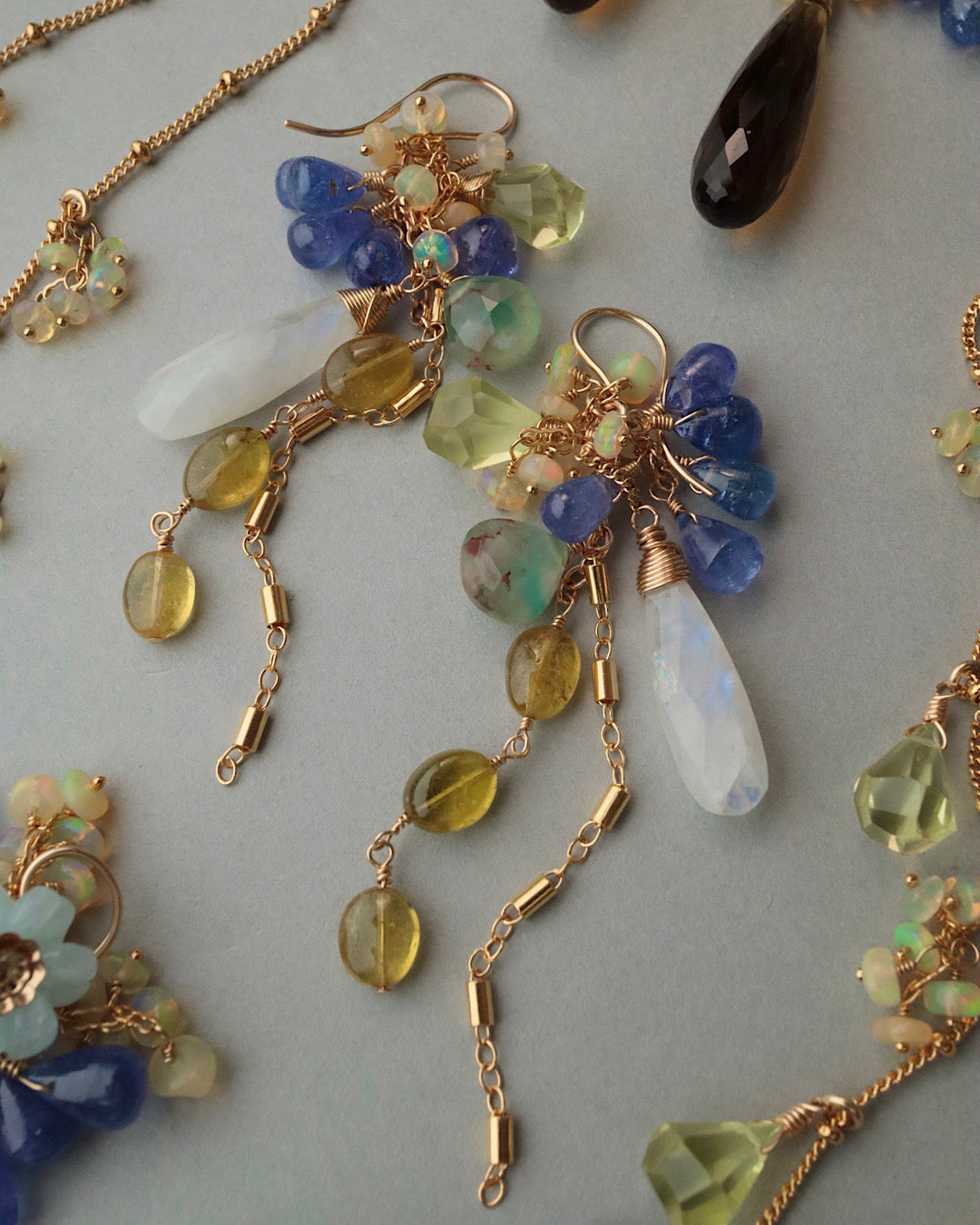 【Aqua Bloom】Tanzanite and Moonstone Earrings