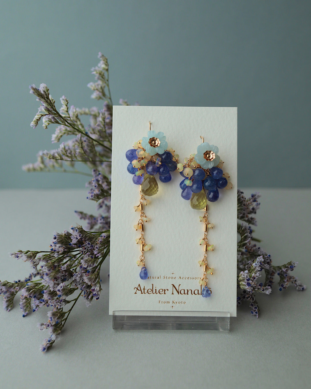【Aqua Bloom】Aquamarine flower and tanzanite earrings
