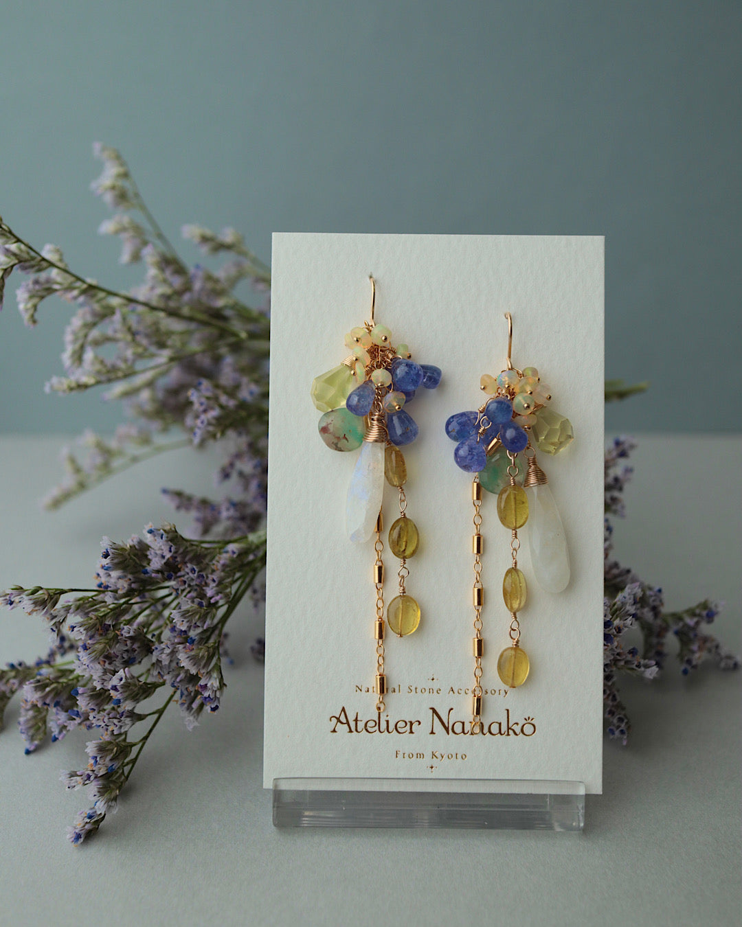 【Aqua Bloom】Tanzanite and Moonstone Earrings