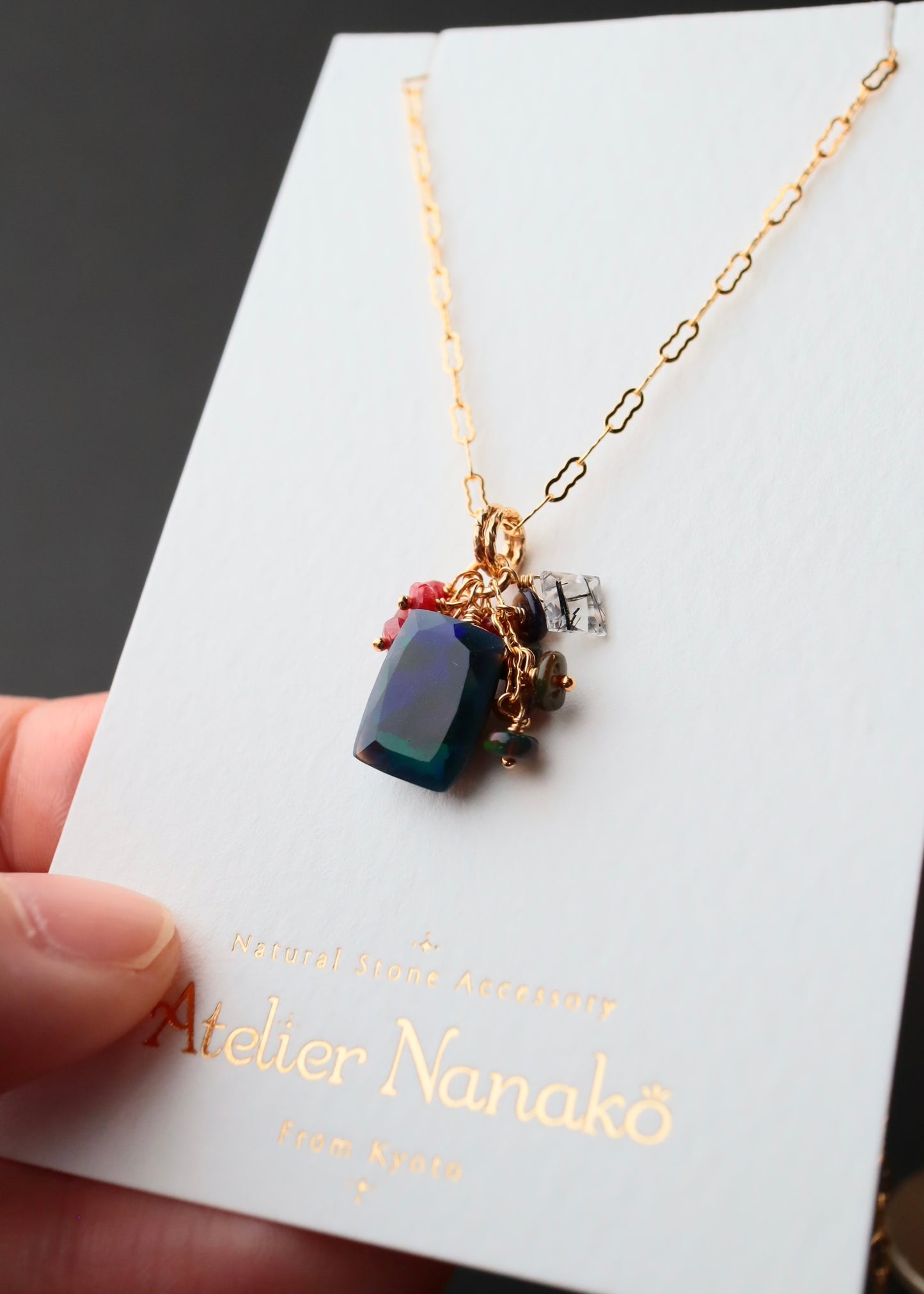 [The Lady with the Black Eyepatch] Black opal necklace