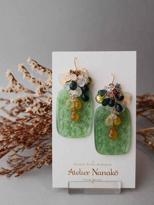 [One of a kind] Carved aventurine earrings/earrings①