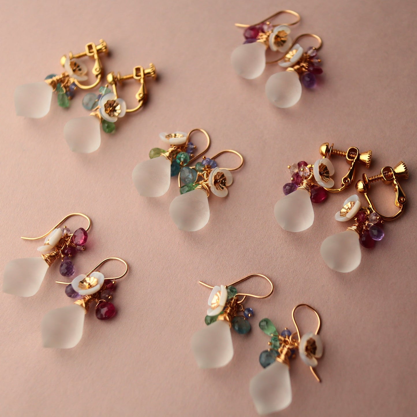 Frosted crystal earrings (pink)